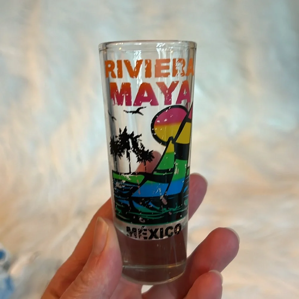 Set of 8 Shot Glasses NEW YORK, MEXICO, HOUSTON TEXAS, REPUBLICA DOMINICANA